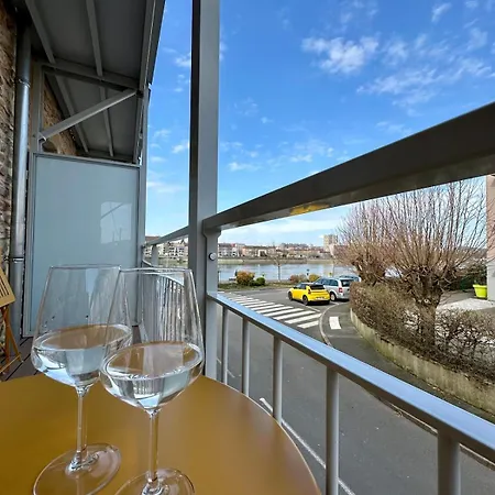 Apartmán Le Marbella - T2 - Balcon, Vue Saone, Clim & Terracotta