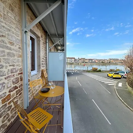 Le Marbella - T2 - Balcon, Vue Saone, Clim & Terracotta Apartmán